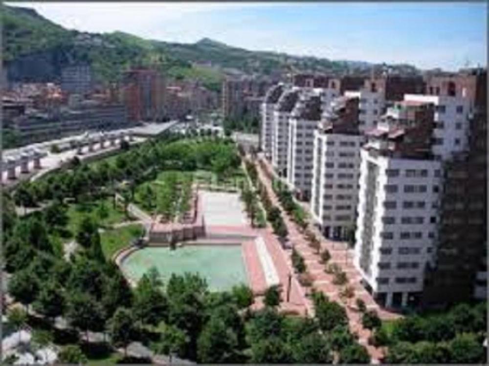 Habitacion Con Bano Privado En Bilbao Apartment Ngoại thất bức ảnh